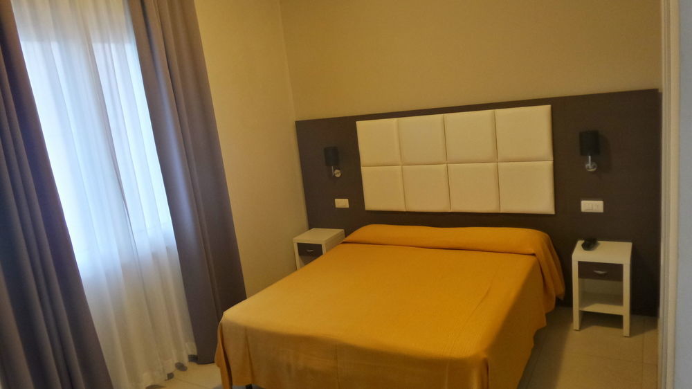 Hotel Bergamo Rimini Exterior foto