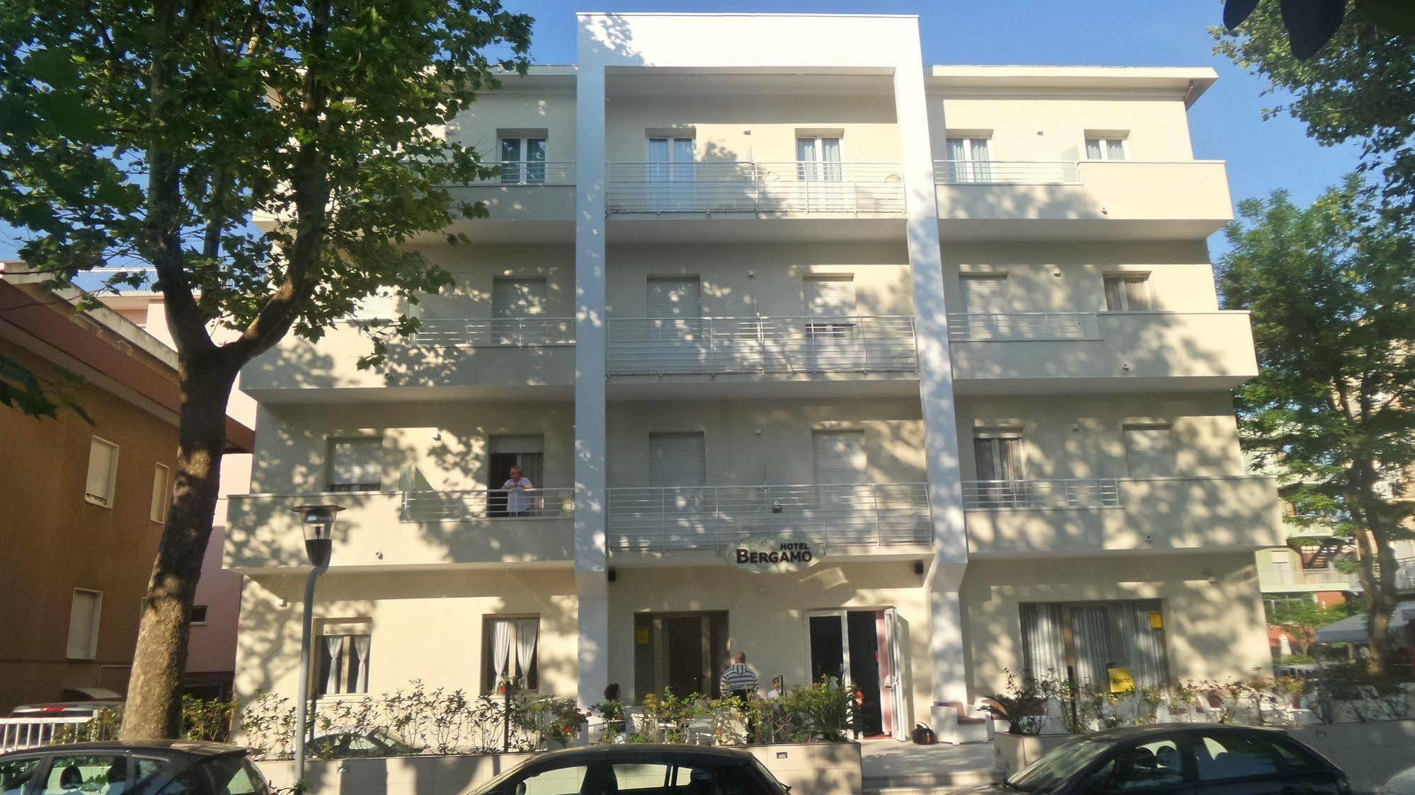 Hotel Bergamo Rimini Exterior foto